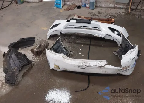 2016 Nissan Versa 1.6 Sl z USA, uszkodzony, nr VIN 3N1CN7AP9GL834366